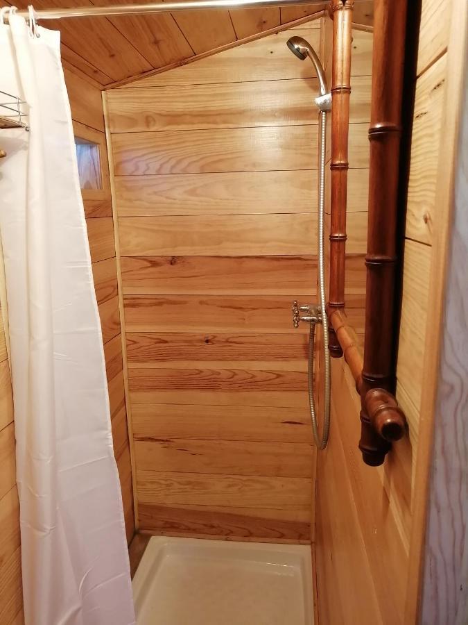 Patrice Et Chrstel Cabane En Bois Chatuzange-le-Goubet Εξωτερικό φωτογραφία