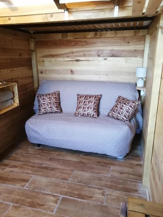 Patrice Et Chrstel Cabane En Bois Chatuzange-le-Goubet Εξωτερικό φωτογραφία